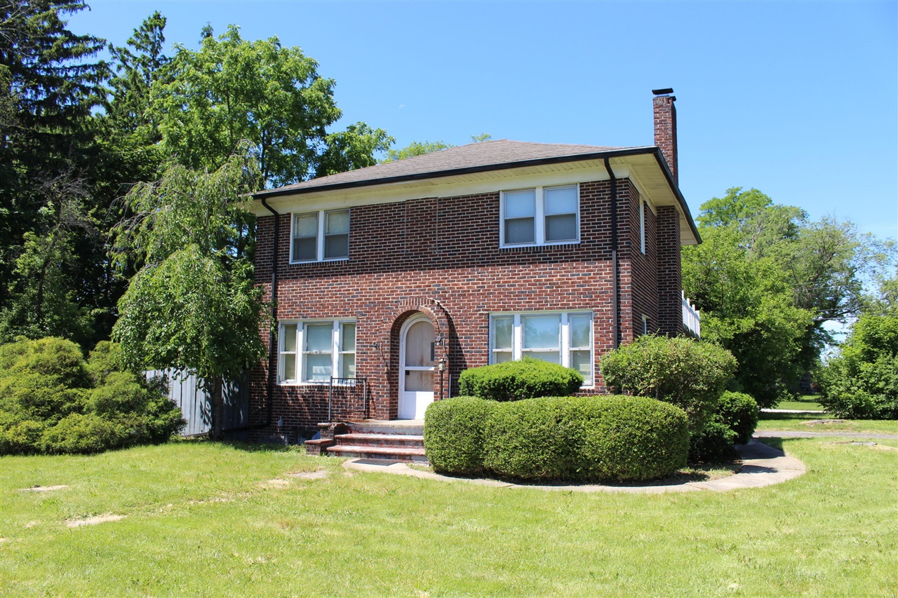 Hewitt Rd, Ypsilanti, MI 48197