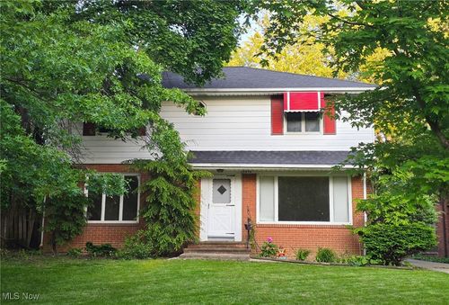 2375 Glendon Rd, University Heights, OH, 44118-3840 | Card Image