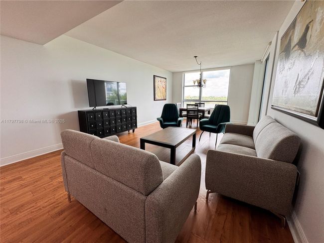 APT-508S - 2681 N Flamingo Rd, Condo with 3 bedrooms, 3 bathrooms and null parking in Sunrise FL | Image 9