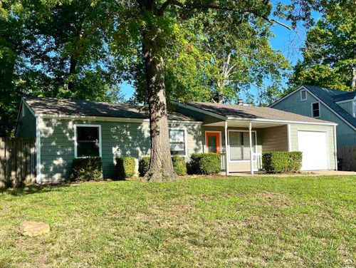307 Wisconsin St, Lawrence, KS, 66044-4672 | Card Image