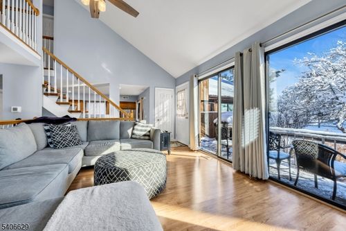 unit-1a-107 Bluebird Dr, Hillsborough, NJ, 08844-4947 | Card Image