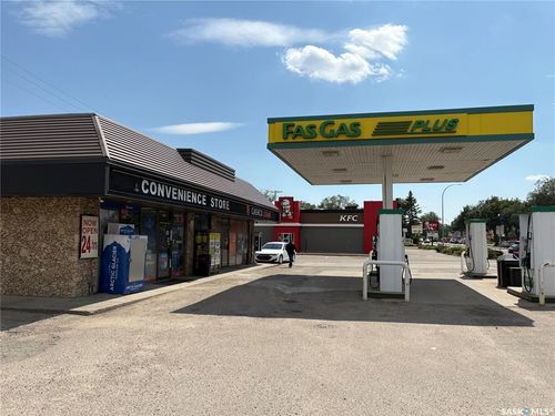 1604 Idylwyld Dr N, Saskatoon, SK, S7L1B1 | Card Image