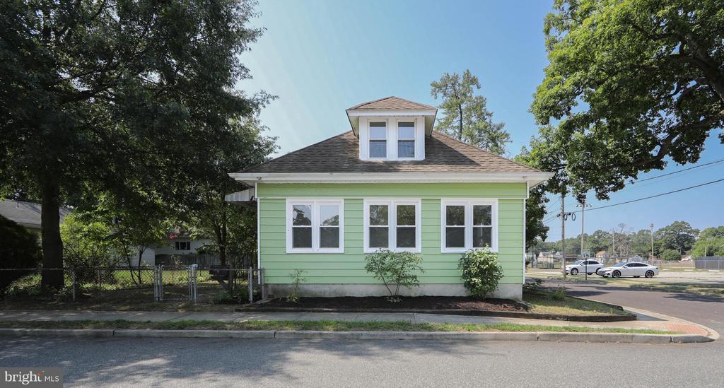 Wesley Ave, National Park, NJ 08063