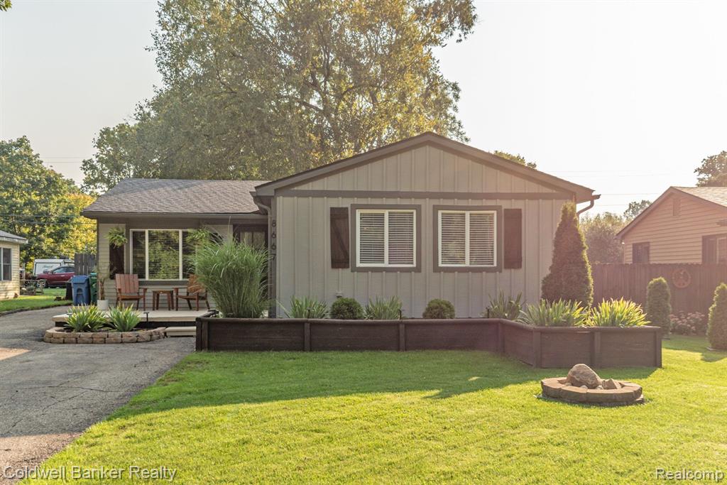 Rushview Dr, Pinckney, MI 48169 #1