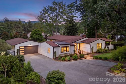 28 Forest Rd, Asheville, NC, 28803-2939 | Card Image