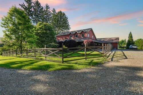 11221 Greene Rd, Waterford, PA, 16441-2047 | Card Image