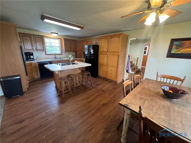 11575 County Road Q, House other with 5 bedrooms, 3 bathrooms and 2 parking in Montpelier OH | Image 10