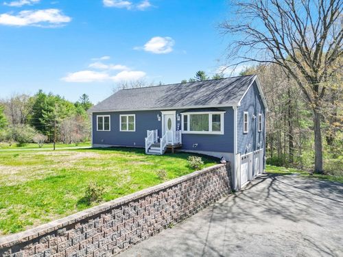 249 Ware St, Palmer, MA, 01069-1559 | Card Image