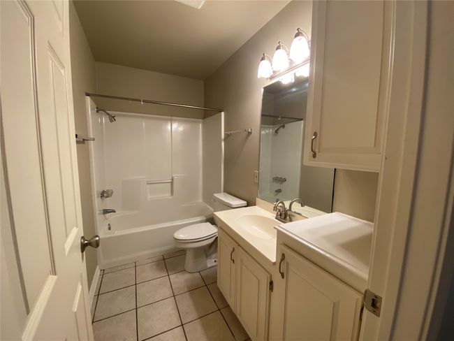3241 Lexington Dr, Home with 2 bedrooms, 2 bathrooms and null parking in Tyler TX | Image 7