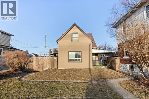 1146 Howard Ave, Windsor, ON, N9A1S7 | Card Image