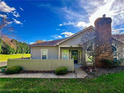 47 Woodland Chase Blvd, Niles, OH, 44446-5353 | Card Image