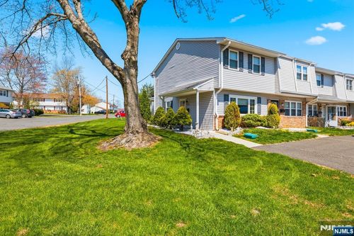 52 Galewood Dr, Matawan, NJ, 07747-3659 | Card Image