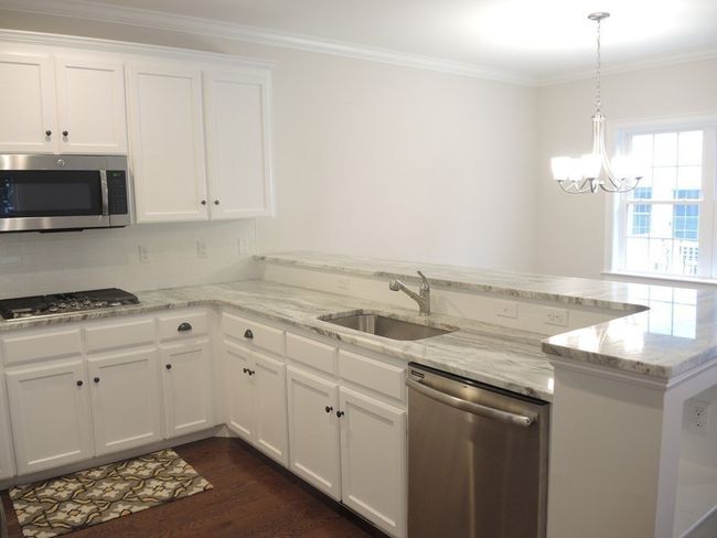 8 - 8 Charles River St, Condo with 3 bedrooms, 3 bathrooms and 2 parking in Needham MA | Image 11