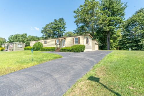 7 Highland Dr, Quinebaug, CT, 06262-7702 | Card Image