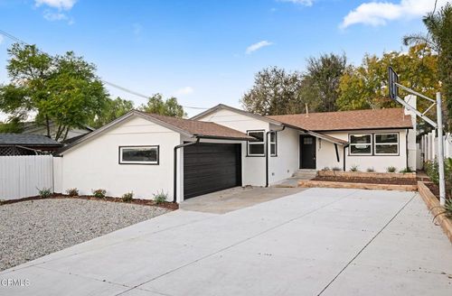 2457 Chiquita Ln, Thousand Oaks, CA, 91362-3106 | Card Image