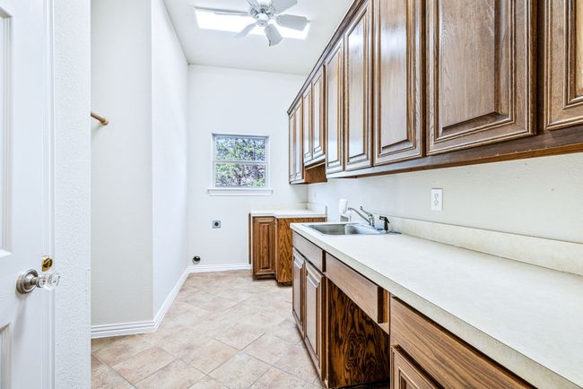 621 Alexandrite Dr, House other with 5 bedrooms, 4 bathrooms and null parking in Oak Point TX | Image 25