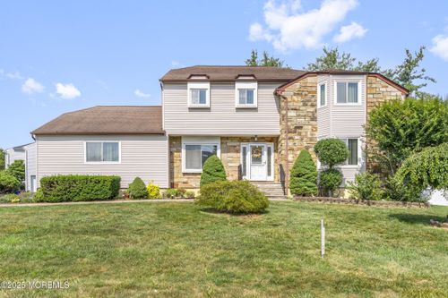 7 Mariposa Pl, Old Bridge, NJ, 08857-3307 | Card Image