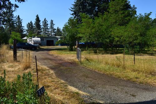 119 Patton Bar Rd, Cave Junction, OR, 97523-9660 | Card Image