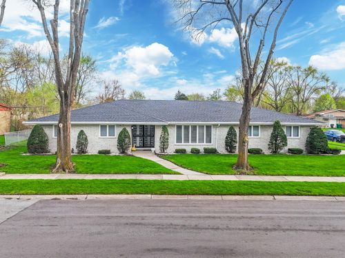 5301 Delaware St, Merrillville, IN, 46410-1632 | Card Image