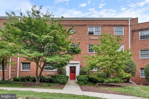 301-1732 W Abingdon Dr, ALEXANDRIA, VA, 22314-1093 | Card Image