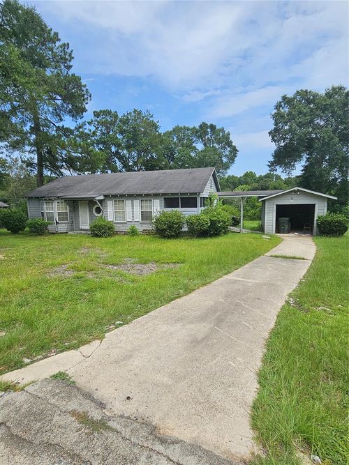 676 Burch St, Jasper, TX, 75951-2714 | Card Image