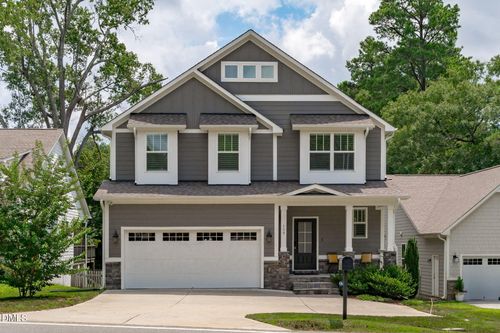 409 Morreene Rd, Durham, NC, 27705-2913 | Card Image