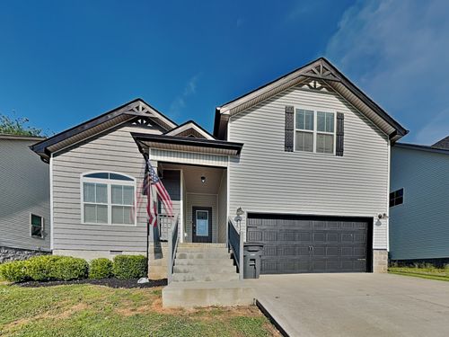 476 Woodtrace Dr, Clarksville, TN, 37042-6124 | Card Image