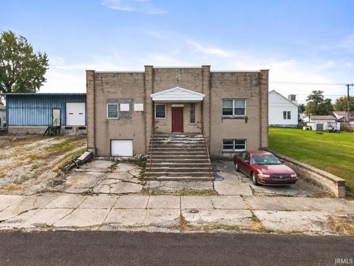 105 W Sherman St, Lynn, IN, 47355 | Card Image