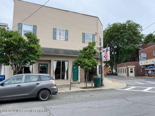 2-86 Vineyard Ave, Highland, NY, 12528-1469 | Card Image