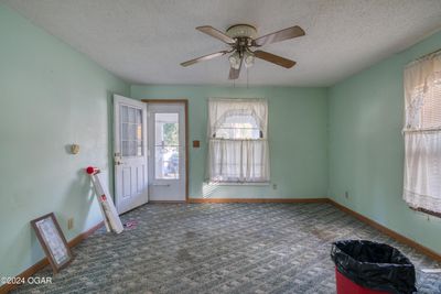 1177 Lyon Street, House other with 2 bedrooms, 1 bathrooms and null parking in Carthage MO | Image 2