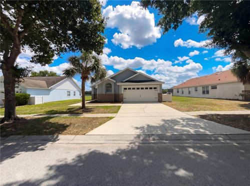 3028 Samosa Hill Circle, CLERMONT, FL, 34714 | Card Image