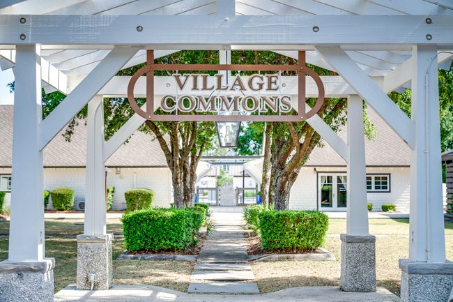 Village Commons Sign | Image 14