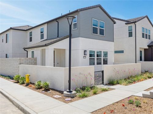27399 Fox Den Pl, Valencia, CA, 91381-4311 | Card Image