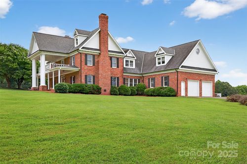 8350 Holler Farm Rd, Clemmons, NC, 27012-8084 | Card Image