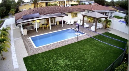 1070 Nw 45th St, Deerfield Beach, FL, 33064-1131 | Card Image