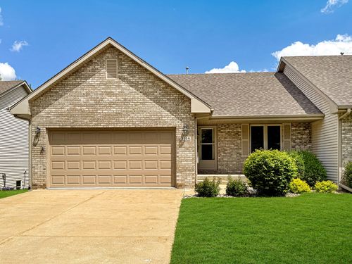1-3154 Sandy Pointe Dr, Freeport, IL, 61032-2824 | Card Image