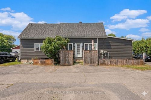 2489 Du Lac Rd, Saint-Pascal-Baylon, ON, K0A3N0 | Card Image