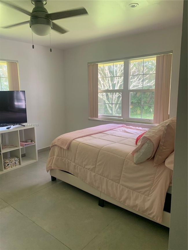 4851 Sw 106 Th Ave, House other with 3 bedrooms, 2 bathrooms and null parking in Davie FL | Image 46