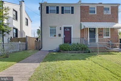 654 Chaplin Street Se, Townhouse with 2 bedrooms, 2 bathrooms and null parking in WASHINGTON DC | Image 2