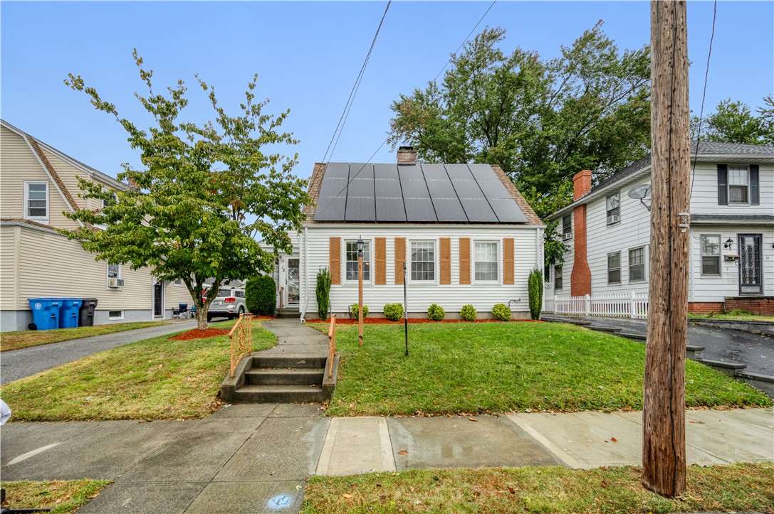 Welfare Ave, Cranston, RI 02910