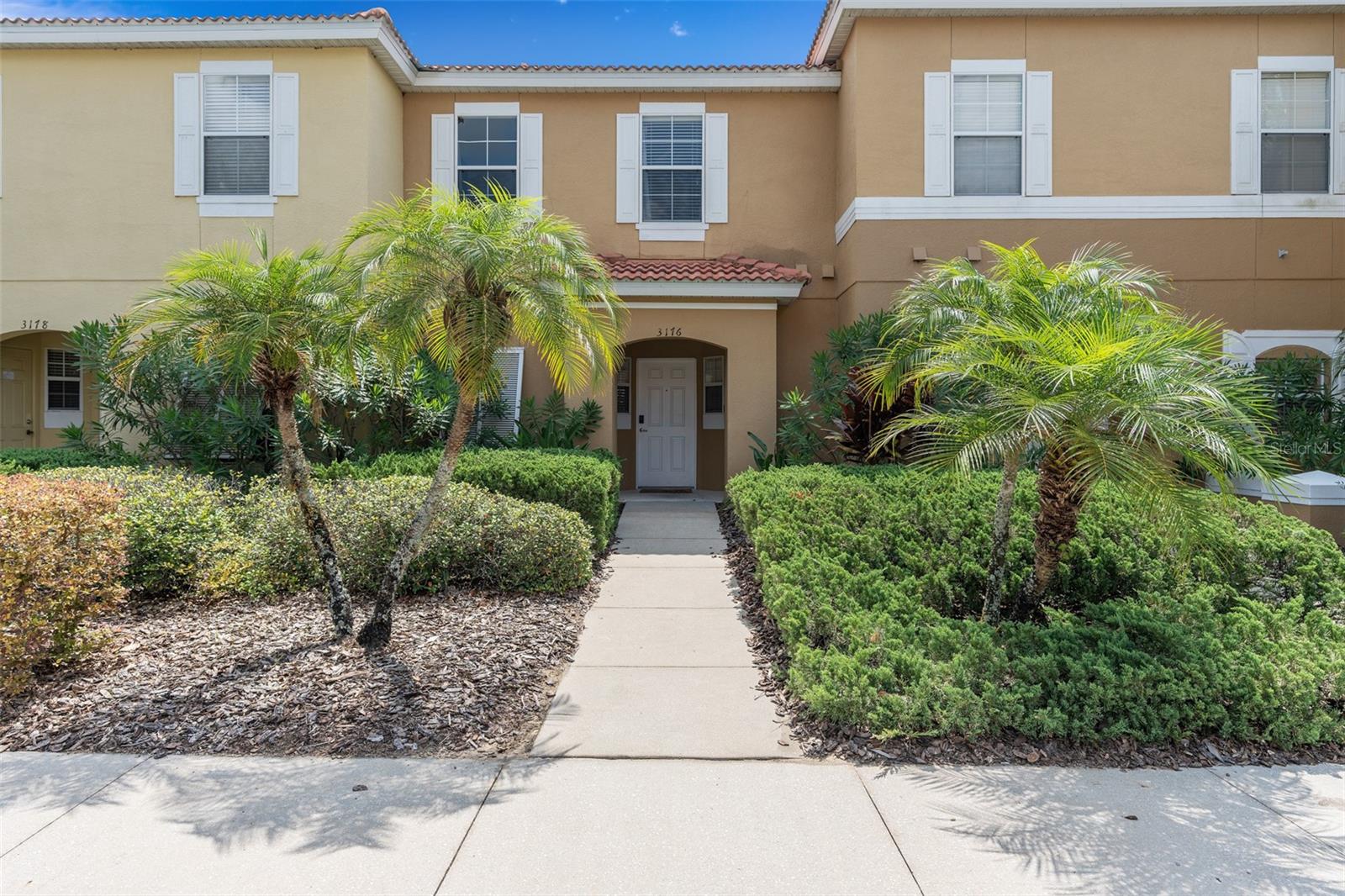 Yellow Lantana Ln, Kissimmee, FL 34747
