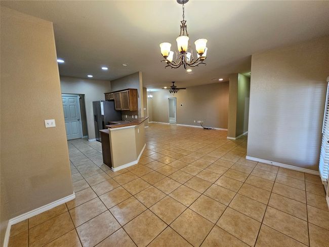 2106 Red Fox Rd, House other with 3 bedrooms, 2 bathrooms and 2 parking in Austin TX | Image 10