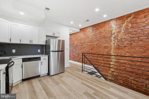 b-3103 N 9th St, Philadelphia, PA, 19133-2030 | Card Image