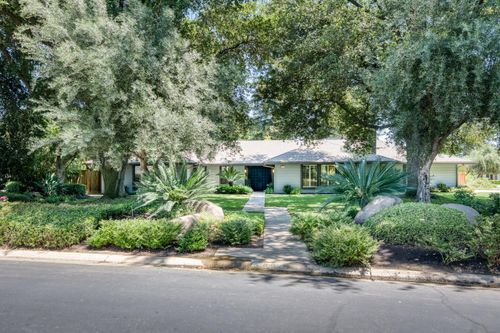 7341 N Tamera Ave, Fresno, CA, 93711-0126 | Card Image