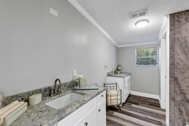 43041 Jewell Dr, House other with 3 bedrooms, 2 bathrooms and null parking in DELAND FL | Image 17