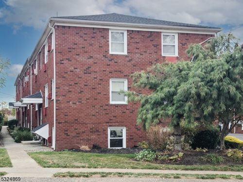 c4-482 Joralemon St, Belleville, NJ, 07109-1871 | Card Image