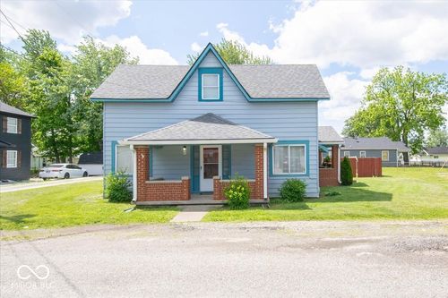 5 E Jefferson St, Maxwell, IN, 46154-9716 | Card Image