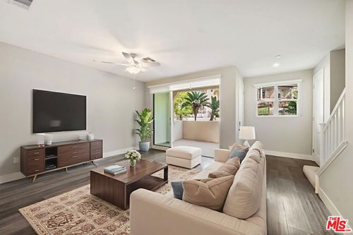 4454 Paxton Pl, Calabasas, CA, 91302-3844 | Card Image