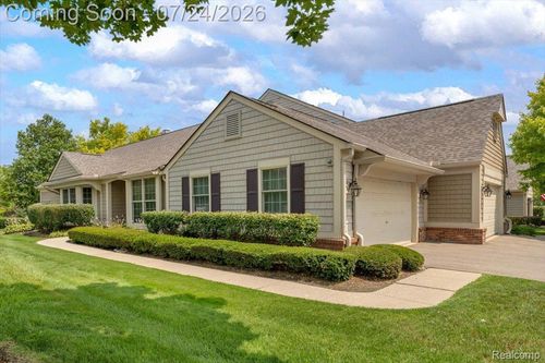 877 Tartan Trl, Bloomfield Hills, MI, 48304-3819 | Card Image