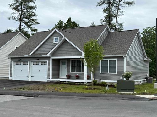 17 Wilderness Dr, Nashua, NH, 03062-1702 | Card Image